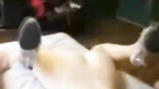 A young girl was caught and thrown on the bed with passion