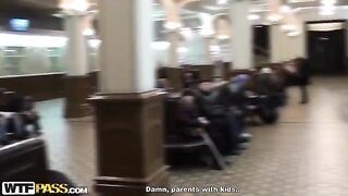 The Russian girl was fucked by a pick-up guy in the toilet