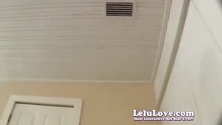 A girl has sex with a guy with a big cock in her mouth