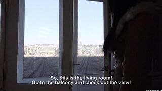 The tourist girl paid for housing in kind