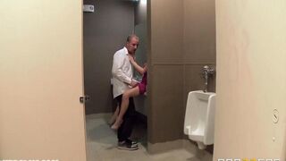 A hot chick fucks with waiter in the restaurant toilet