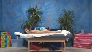 Massage with a happy end for a young girl