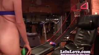 The guy licks the pussy of his pretty girlfriend