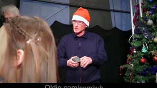 The old people’s crowd fucked a beautiful Snow Maiden