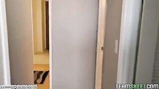 The student fucks a girl in the dormitory, she moans with pleasure