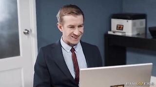 The secretary is fucked by her boss in pantyhose and stockings