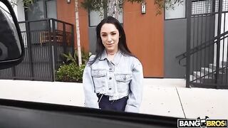 A guy fucked a pretty girl for money and got his needs satisfied