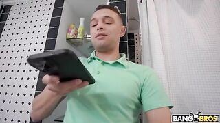 A stepmom can’t stand her son’s cock in her mouth, but she does it