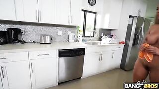A maid with big tits cleans the house completely naked