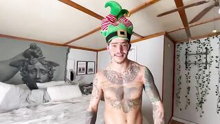 Christmas creampie with Angelrawww, a special holiday treat