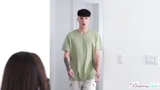 The girl deserves a powerful orgasm for her nice work