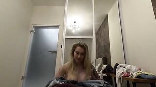 Come over, my parents are never home - Hot blonde