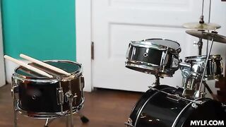 Girlfriend's dick is more like a cock, and it's fucking great!