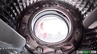 The vibration of the washing machine helped to stimulate a girl’s desire
