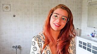 The guy licks the wet pussy of his redhead girlfriend in HD