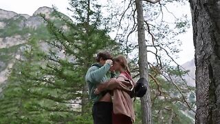 Forest sex: the smell of moss and human sweat