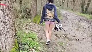 A risky sex adventure in the forest ended with a cumshot on her face