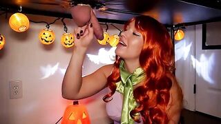 I set the rhythm with my lips, you just moan - A sexy witch Daphne’s Halloween surprise