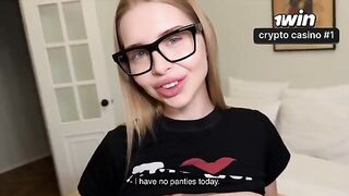 A hot girl has sex with her classmate at home