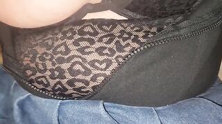The girl is bouncing on the guy’s cock as if racing for a cumshot