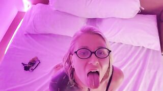 A man made cumshot on the face of a sweet girl