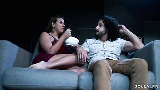 A couple has sex in the cinema, unnoticed by the employee, in a steamy scene reminiscent of Jolla PR’s passionate encounters