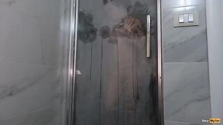 If I try to fart, a lot of cum comes out of my ass !! Anal creampie - amateur
